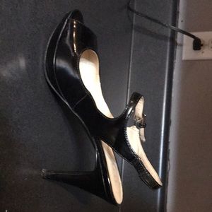 Black shoes 3 1/4 inch shoes